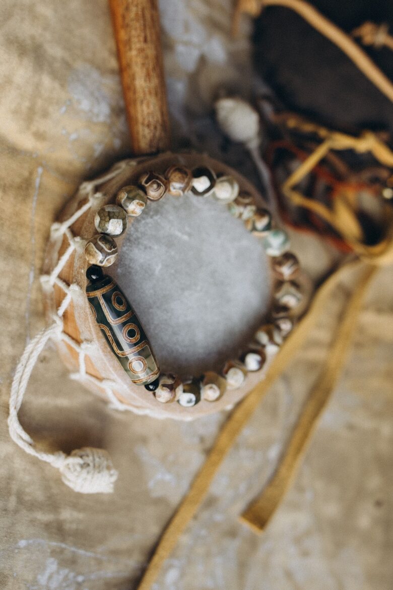 Tibetas 9 acu dzi pērles aproce - zaļa