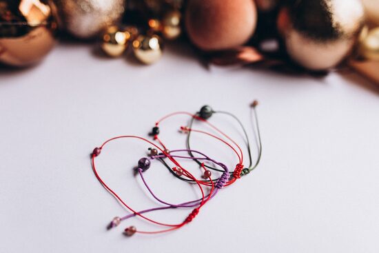 SARKANAIS DIEDZIŅŠ AIZSARDZĪBAI ar DĀRGAKMENI