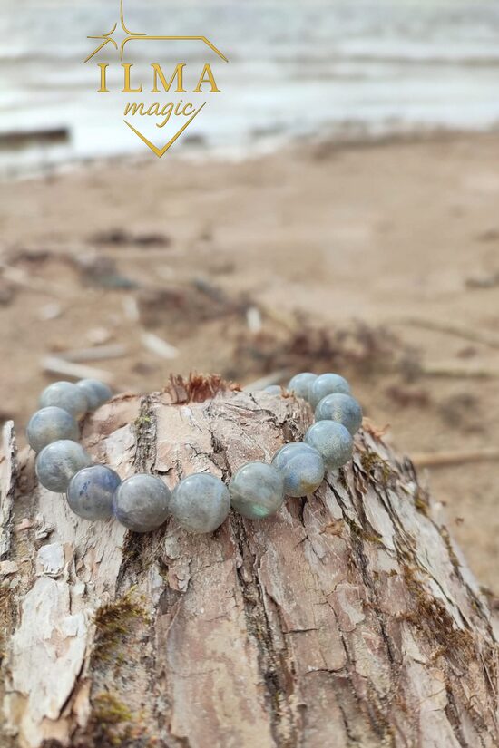 Labradorīta aproce (10mm)