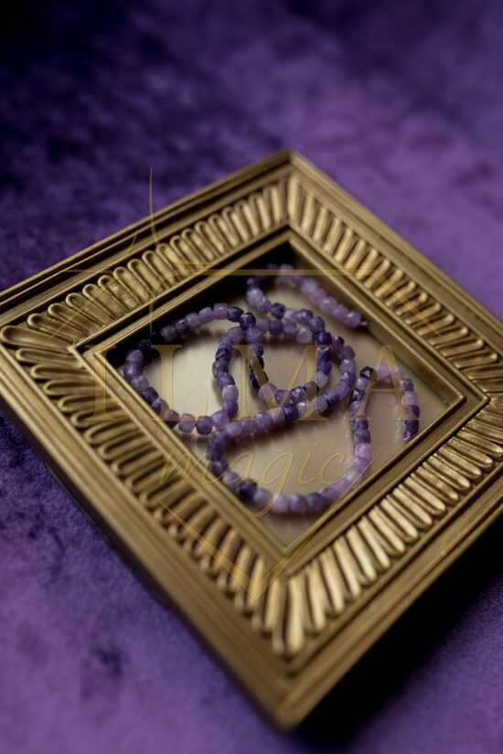 Lepidolīta aproce (rets)